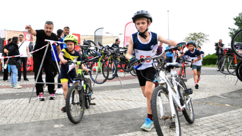 Genç sporcuların duatlon heyecanı 