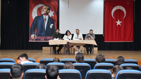 Genç yazarlar deneyimlerini paylaştı