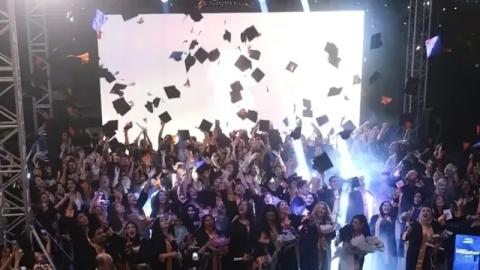 Mudanya Üniversitesi’nde mezuniyet heyecanı