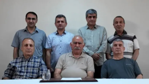 Teröristbaşı Öcalan'dan PKK'ya 'silahları bırakın' çağrısı! İmralı’dan yeni görüntü