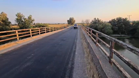 Her araç geçtiğinde beşik gibi sallanıyor