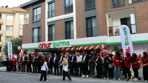 Onur Market’ten ‘Gurme’ konseptiyle yeni mağaza