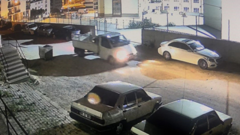 Aynı aracın üzerinde oynama yapıp, izini kaybettirmeye çalıştı