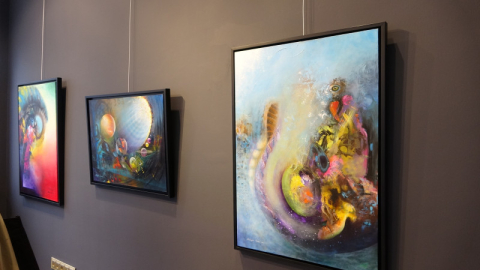 Rübeyda Erman'ın "Renkli Portal" sergisi yoğun ilgi gördü