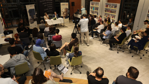 Rıfat Ilgaz’ın mizahi yönü ele alındı