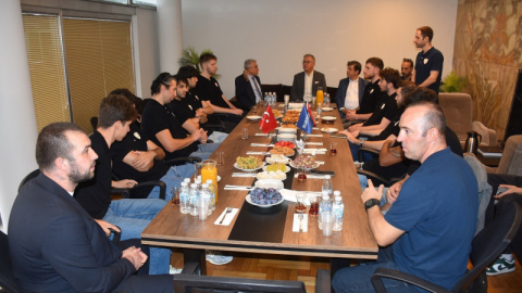 BURTOM Sağlık Grubu, sporun ve gençlerin yanında