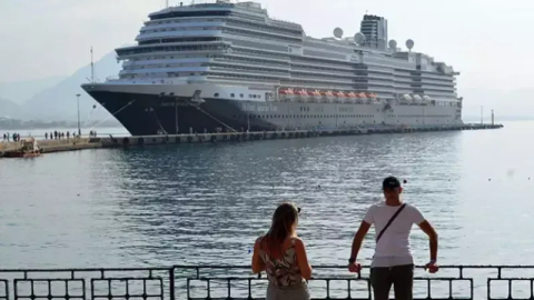 İlk 9 ayda kruvaziyerle 2 milyona yakın turist geldi.