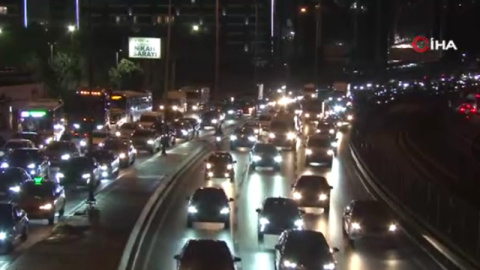 İstanbul’da trafik daha da arttı.