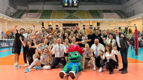 Nilüfer’in Sultanları Eczacıbaşı Dynavit’i devirdi: 3-1