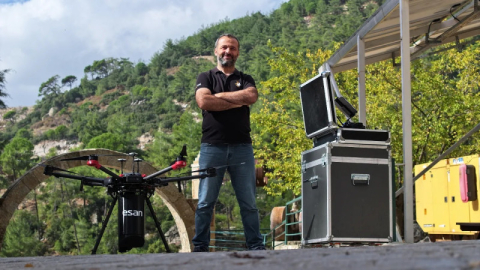 Küçükken biz bunları çok denedik! Gökkuşağı altından geçmek istedi...