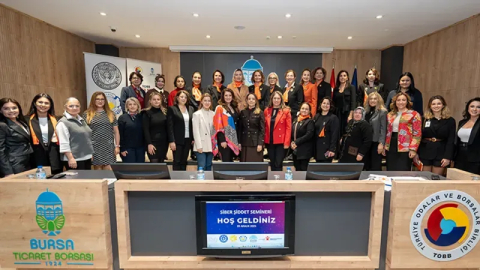 Bursa'da kadın girişimcilerden siber şiddet ve farkındalık semineri