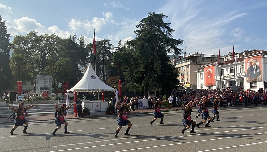 29 Ekim Bursa'da coşkuyla kutlandı...