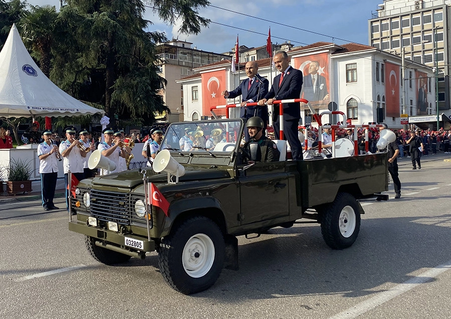 29 Ekim Bursa'da coşkuyla kutlandı...