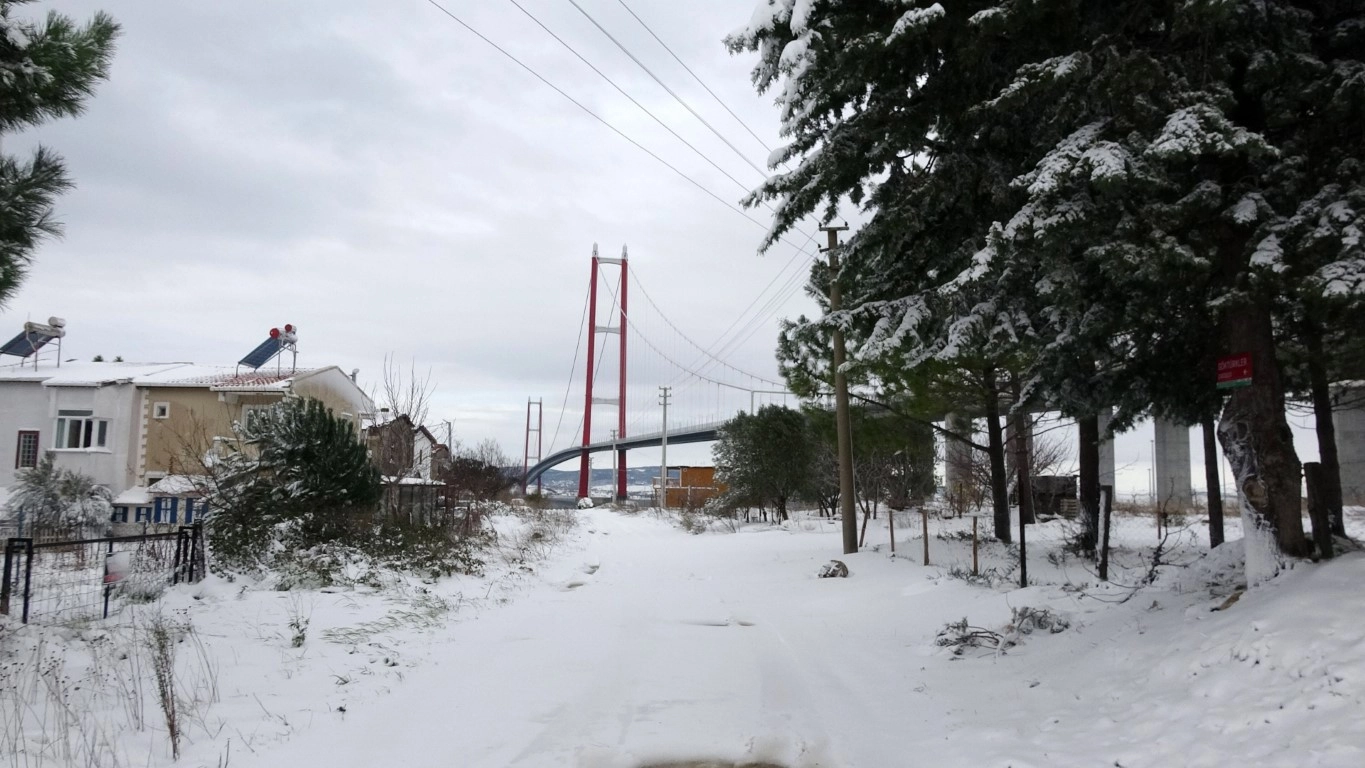 1915 Çanakkale Köprüsü’nde kartpostallık görüntüler