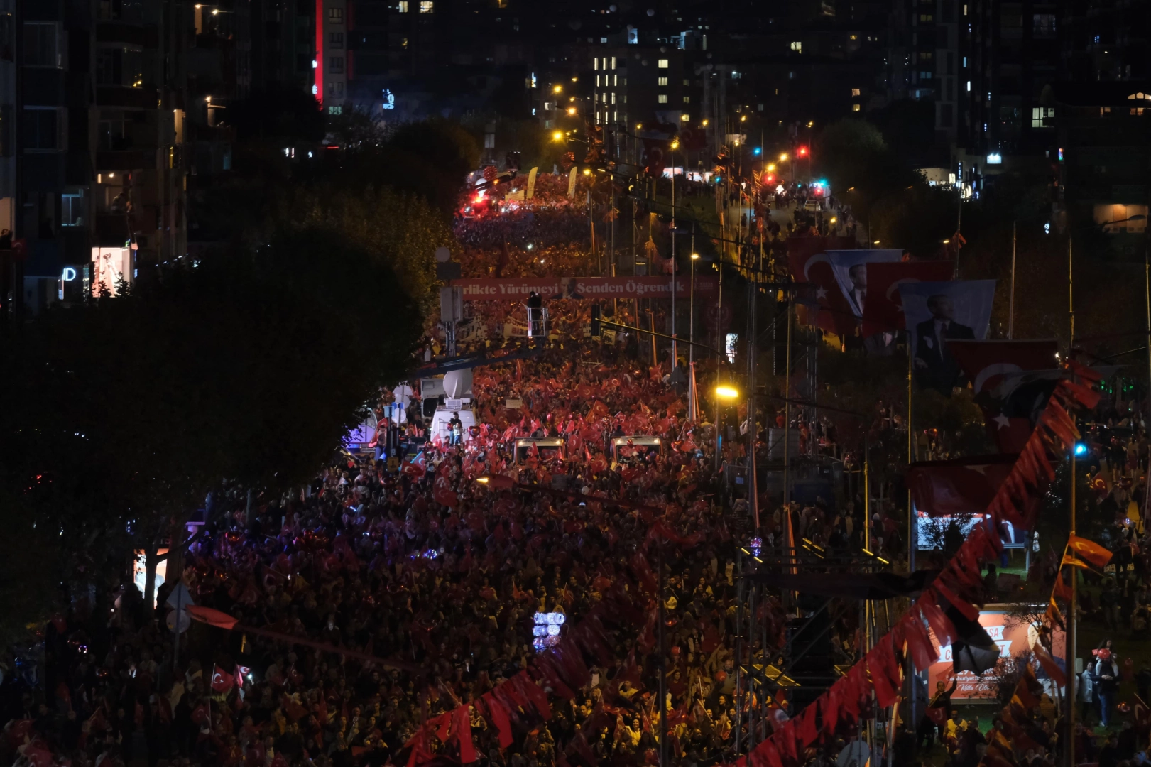 Bursa cumhuriyet coşkusunu yaşamaya hazırlanıyor