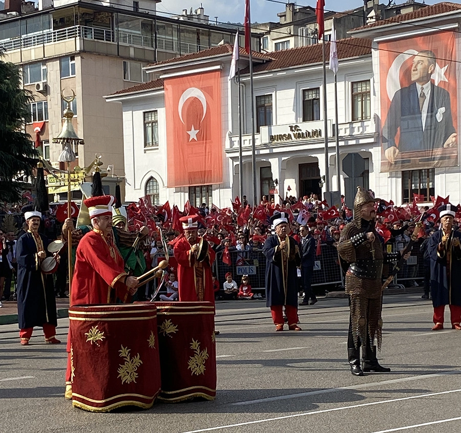 29 Ekim Bursa'da coşkuyla kutlandı...