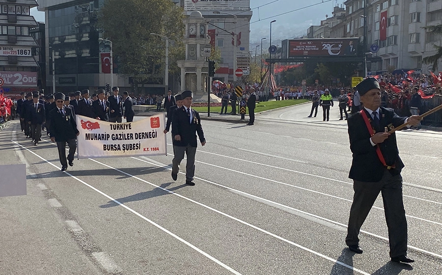 29 Ekim Bursa'da coşkuyla kutlandı...
