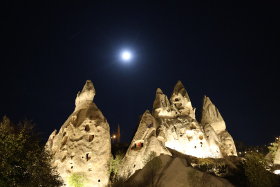 Kapadokya’da "Kunduz Süper Ay" göz kamaştırdı