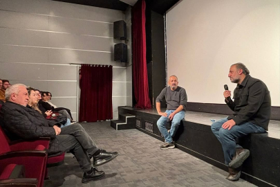 Nilüfer’de sinemaseverlerle buluşma: Özcan Alper konuk oldu