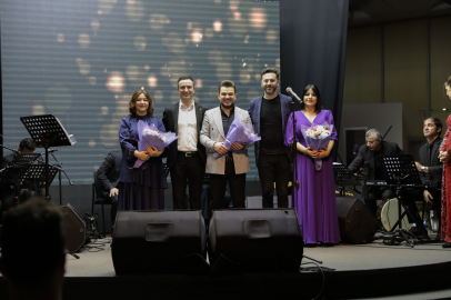 Bursa’da “Yüreğimizdeki Ezgiler” konseri büyük beğeni topladı