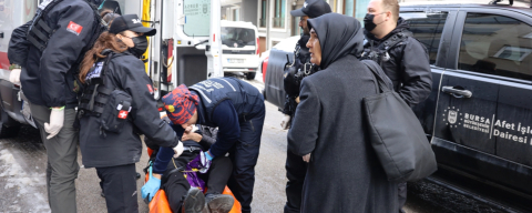 Bursa’da zorlu kış koşullarında hayat kurtaran müdahale