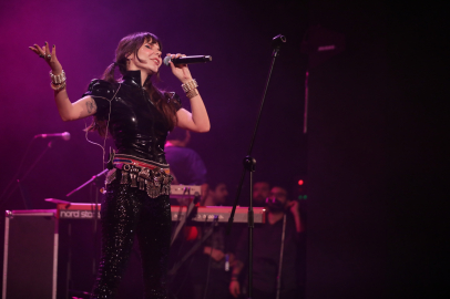 Gaye Su Akyol’dan Bursa’da unutulmaz konser