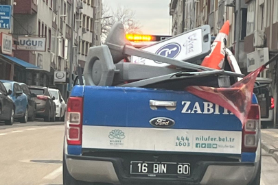 Nilüfer'de yaya yolları engellerden arındırıldı