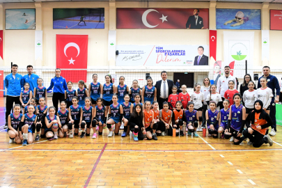 Minik sporcular Fetih ruhunu voleybolla yaşadı