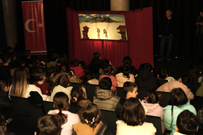 Sömestr tatilinde Karagöz rüzgarı Osmangazi’yi sardı