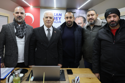 Başkan Bozbey Değirmenönü’nde vatandaşlarla buluştu