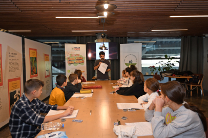 Osmangazi'de çocuklar masallarını kendi ellerinde yaratıyor