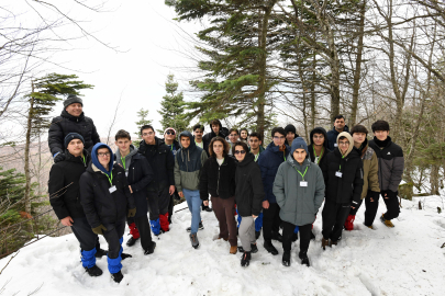 Dijiders öğrencileri Uludağ’da moral depoladı