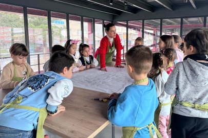 Nilüfer’de çocuklar tatili keşfederek geçirdi