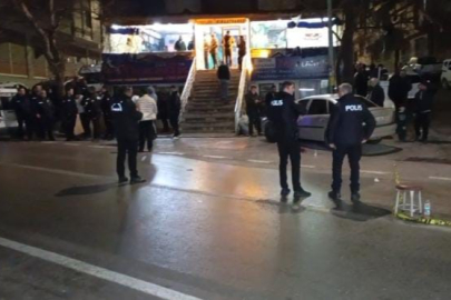 Bursa’da kıraathane önünde silahlı saldırı: 2 ağır yaralı