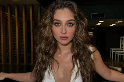 Cemre Baysel’e doğum gününde sevgilisinden romantik jest