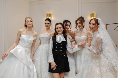 Ebru Kırcalı’dan masalsı gelinlik koleksiyonu: “Zamansız Bir Şarkı”