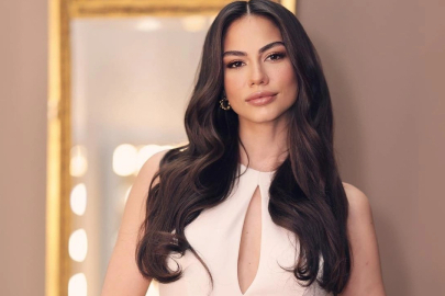 Demet Özdemir Arap dergisinin kapağındaki şıklığıyla büyüledi