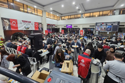 Ramazan’da Vakıflar’dan 4 ilde binlerce kişiye iftar yemeği