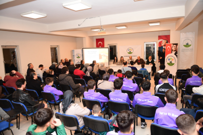 Osmangazi Belediyesi’nden ebeveynlere rehber niteliğinde panel