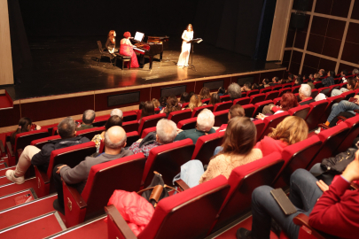 Sevgililer Günü Nilüfer’de “Operada Aşk” ile taçlandı