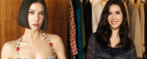 Ahu Yağtu’dan 12 yaş küçük sevgilisiyle romantik asansör pozu