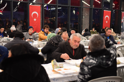 Osmangazi’de Ramazan sofraları binleri buluşturdu