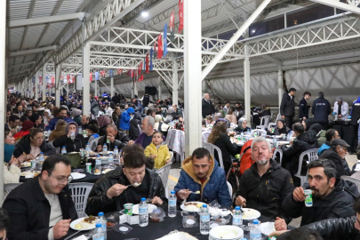 Bursa Büyükşehir Belediyesi’nden Yıldırım’da gönül sofrası