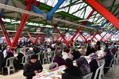 Soğanlı Mahallesi’nde Ramazan bereketi: Osmangazi’den gönül sofrası