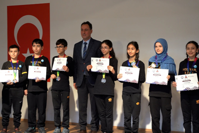 Nilüfer Anadolu İmam Hatip Lisesi öğrencilerinden uluslararası başarı