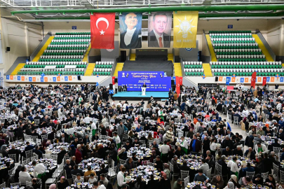 AK Parti Yıldırım teşkilatı 'Vefa İftarı'nda bir araya geldi