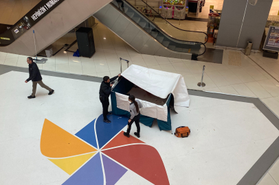 Bursa'da AVM'de kahreden olay! 4. kattan düşen genç hayatını kaybetti