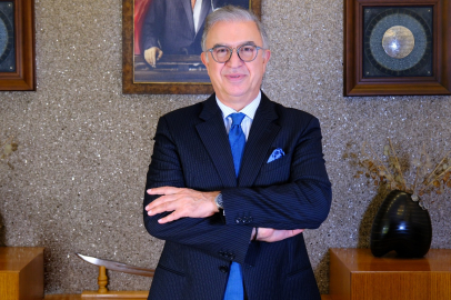 Uzm. Dr. Erol Kılıç’tan Tıp Bayramı mesajı: "Kutsal bir sorumluluğu omuzlarımızda taşıyoruz"