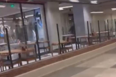 Bursa'da restoranda iki grup arasında kavga çıktı! Ortalık savaş alanına döndü