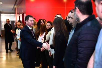 Başkan Aydın belediye personelleriyle bayramlaştı